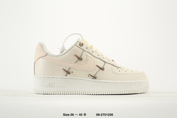 ナイキ靴正面デザイン